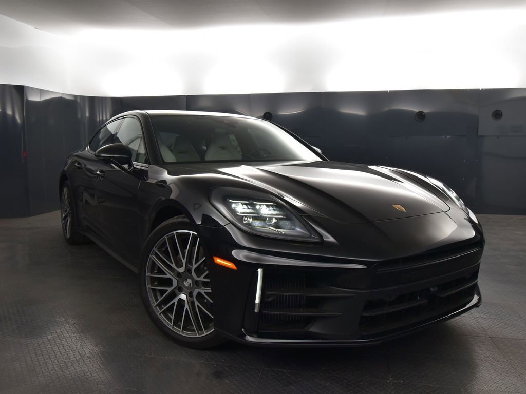 Used 2025 Porsche Panamera 4 image 9