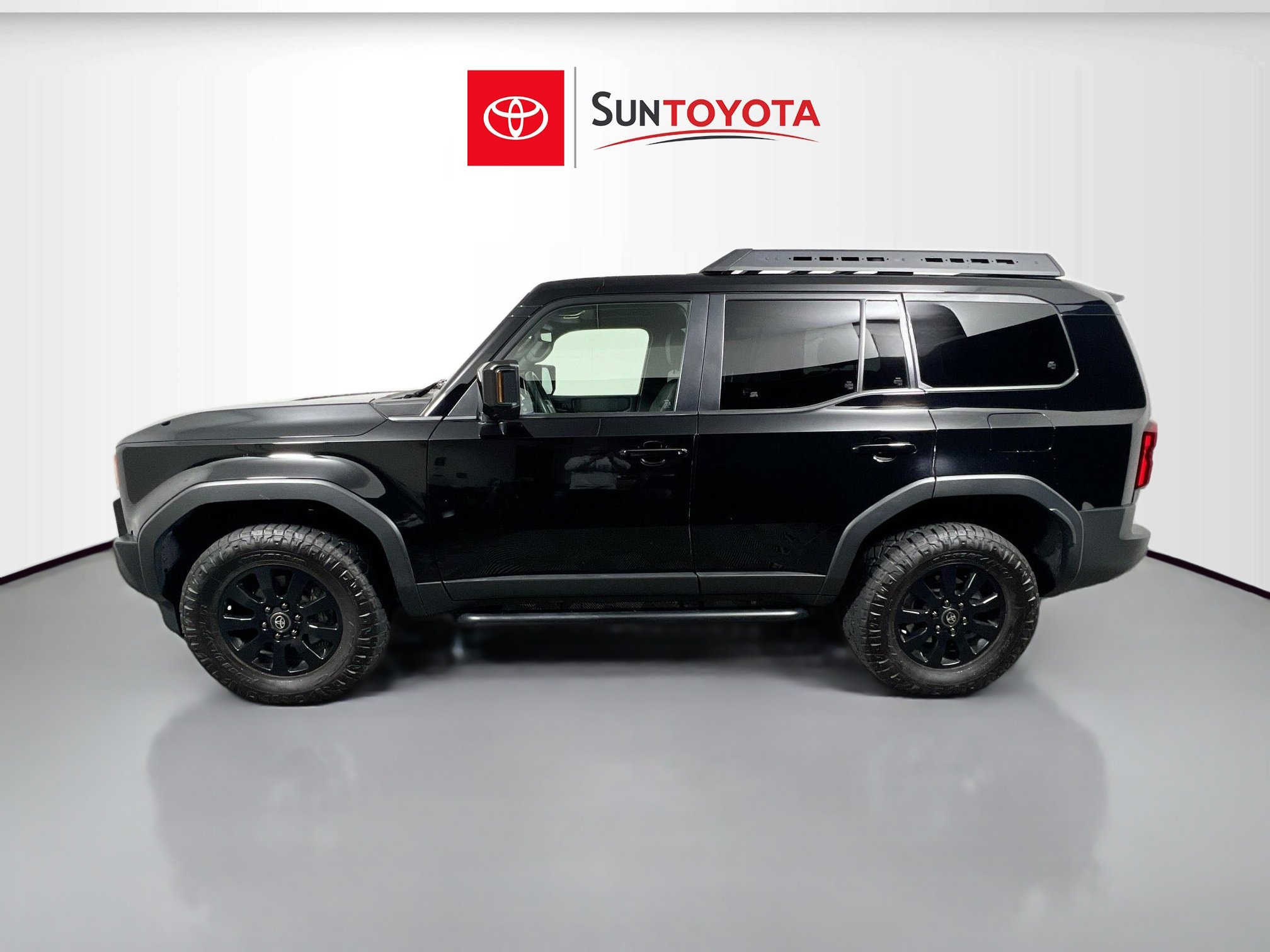 Used 2024 Toyota Land Cruiser image 7