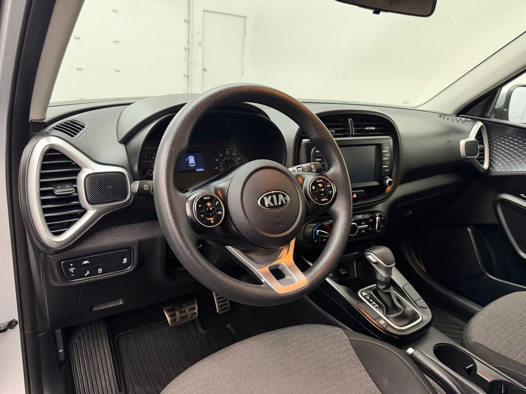 Used 2020 Kia Soul S image 4