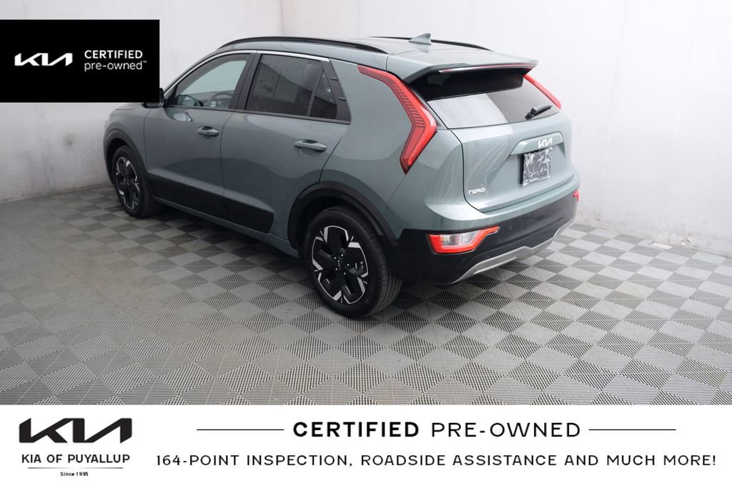 Certified 2024 Kia Niro Wind w/ Wind Preserve Package FWD image 8