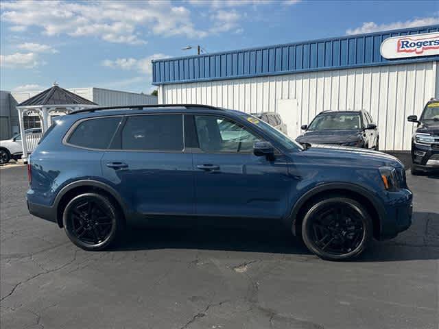 Used 2025 Kia Telluride EX X-Line AWD/4WD image 2