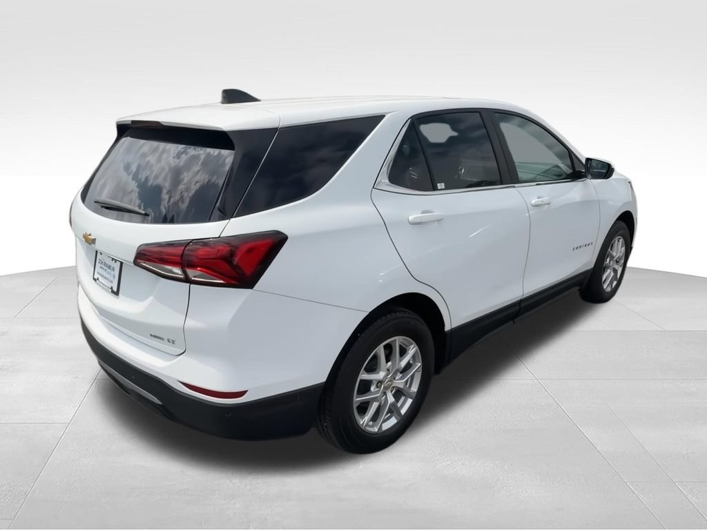 Used 2024 Chevrolet Equinox LT w/ Driver Convenience Package AWD/4WD image 8
