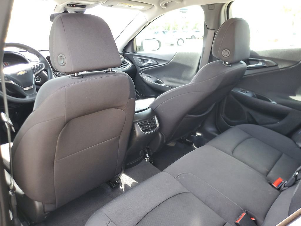 Used 2024 Chevrolet Malibu LT image 9