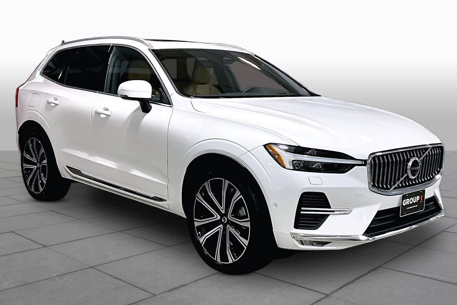 Used 2023 Volvo XC60 B6 Ultimate w/ Climate Package AWD/4WD image 3