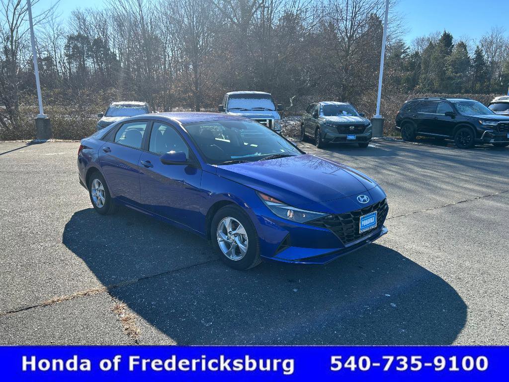 Used 2023 Hyundai Elantra SE w/ Preferred Accessory Package image 8