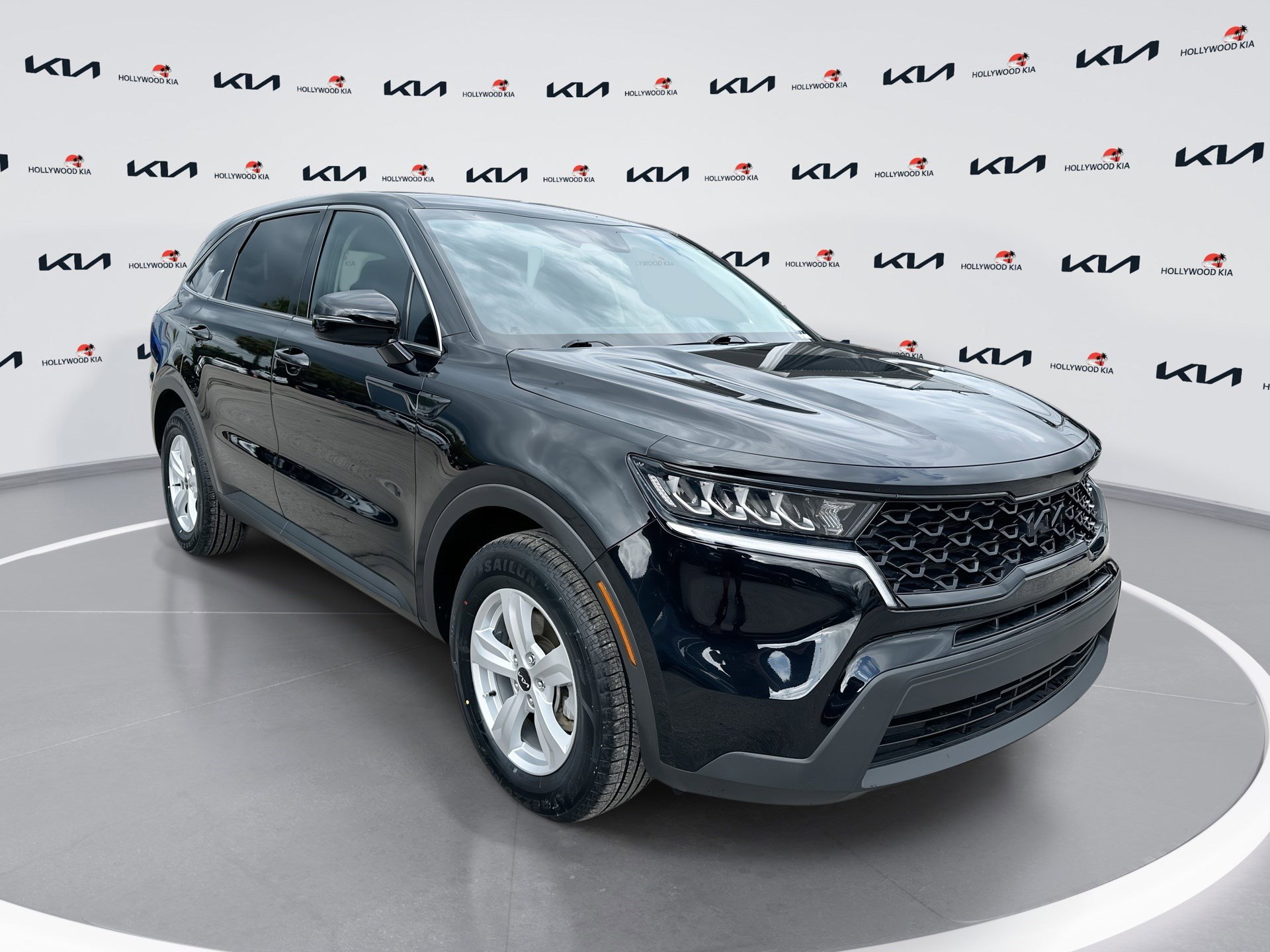 Used 2023 Kia Sorento LX