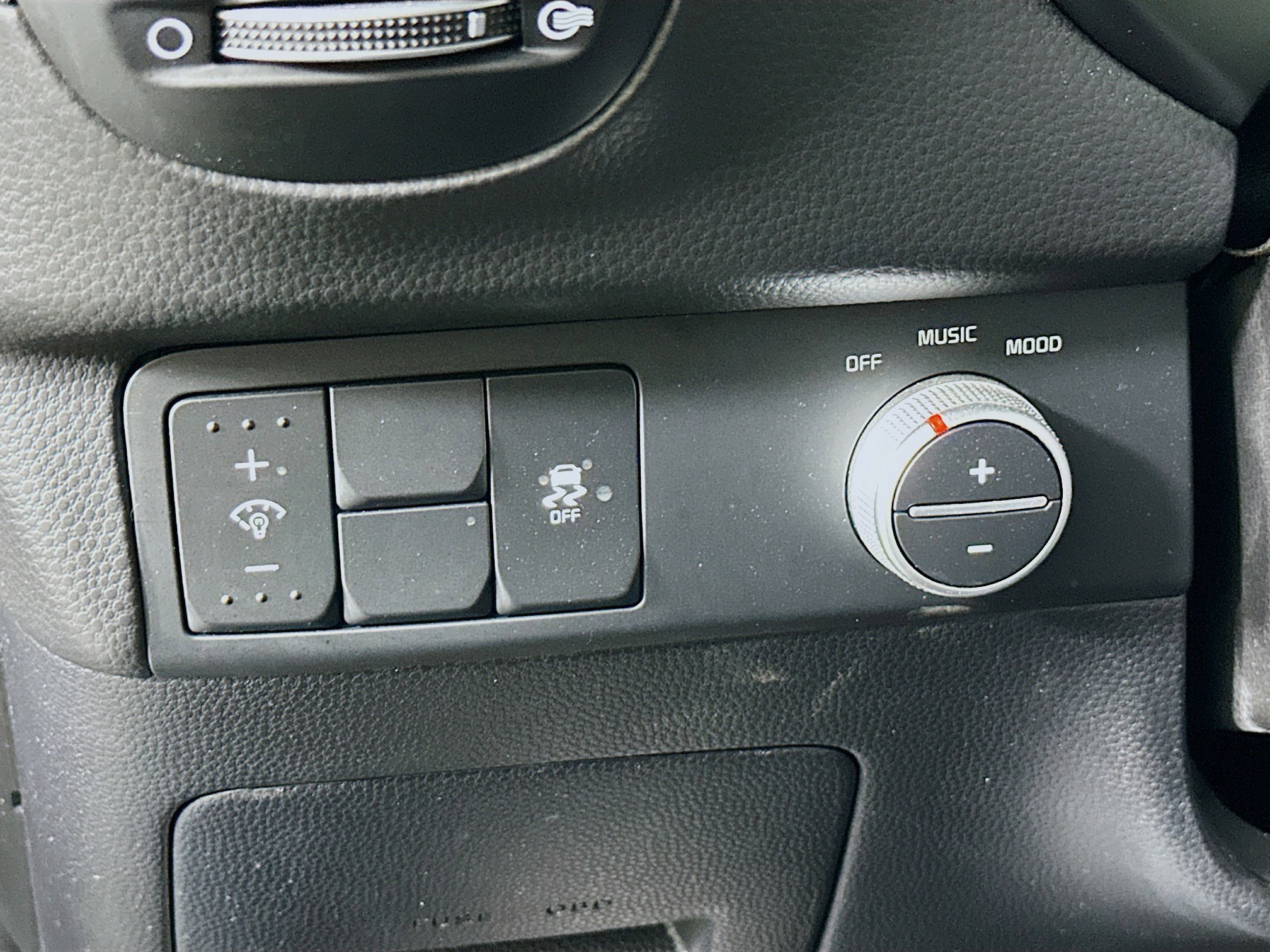 Used 2018 Kia Soul + image 16