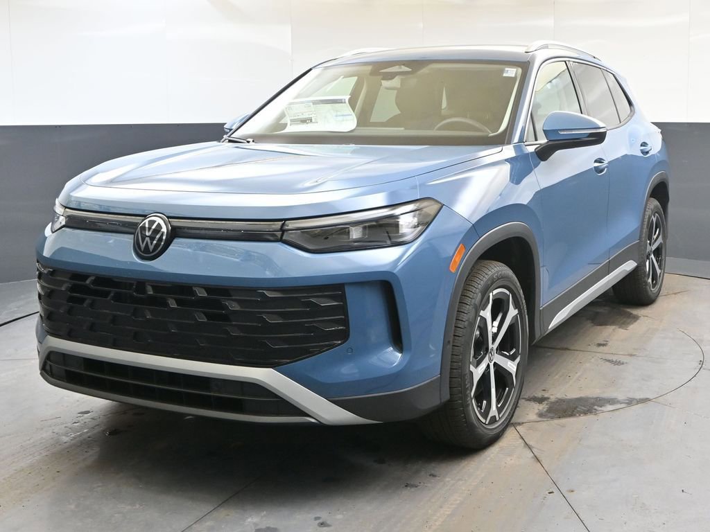 New 2026 Volkswagen Tiguan SE image 1