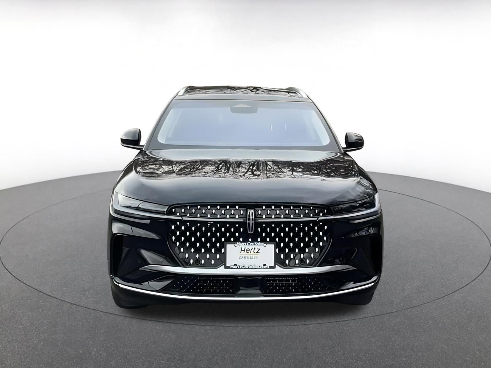 Used 2024 Lincoln Nautilus Reserve image 4