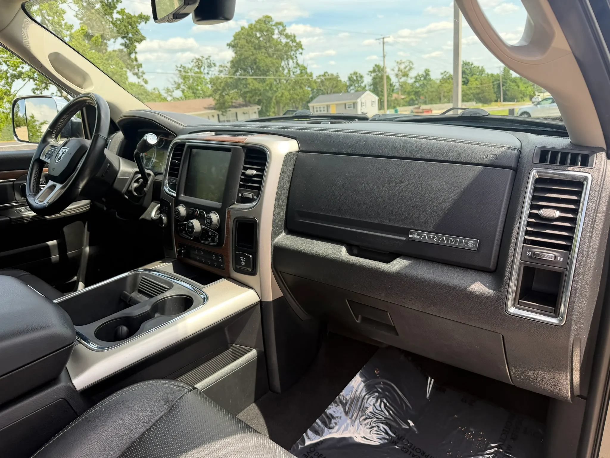 Used 2017 RAM 2500 Laramie w/ Snow Chief Group AWD/4WD image 50