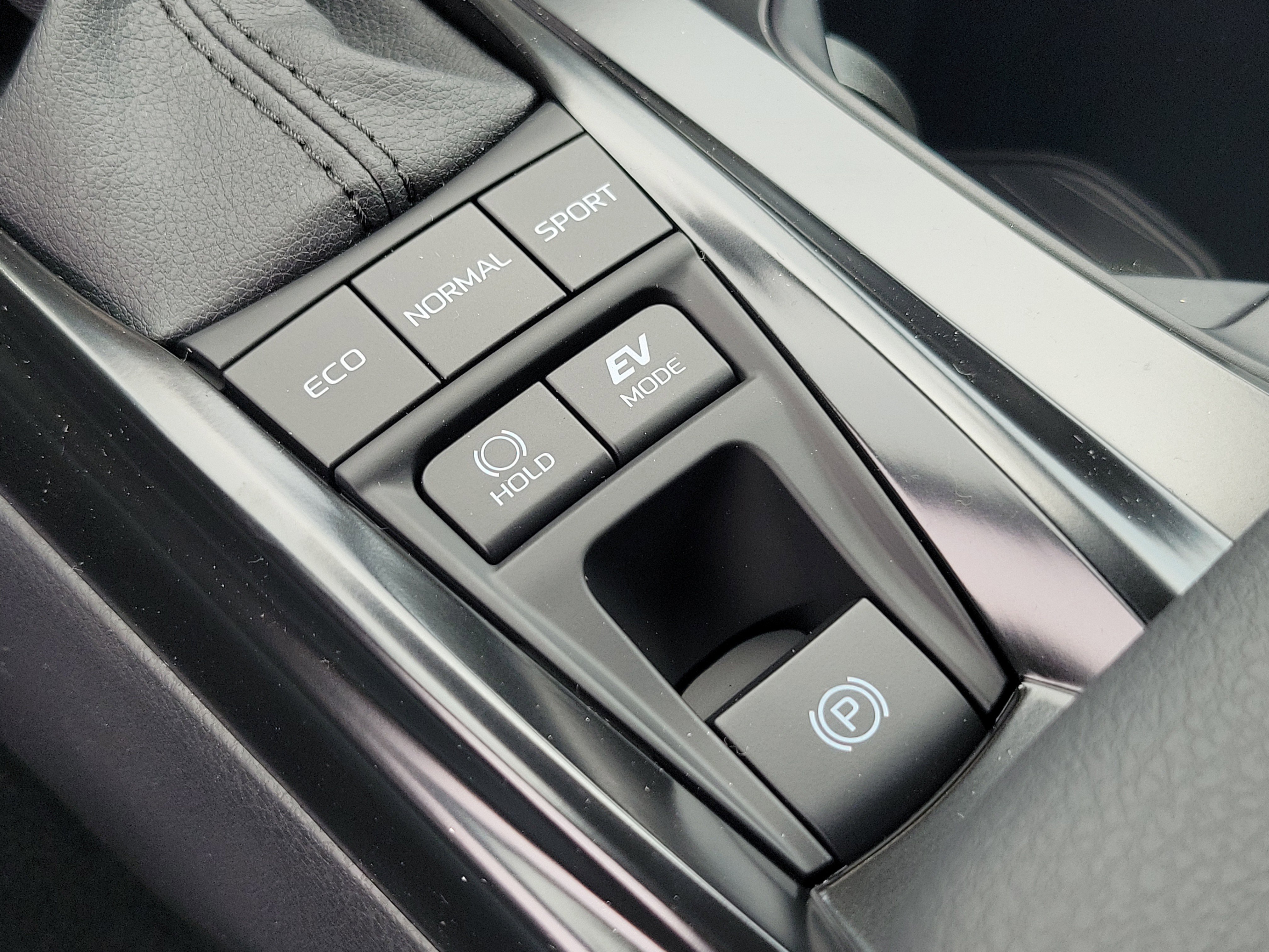 New 2026 Toyota Camry SE FWD image 30