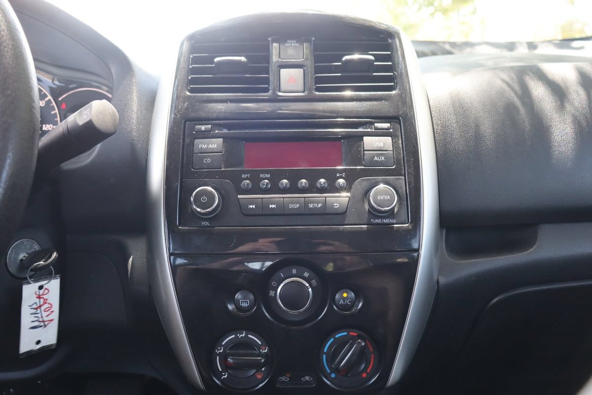 Used 2015 Nissan Versa Note SV FWD image 34