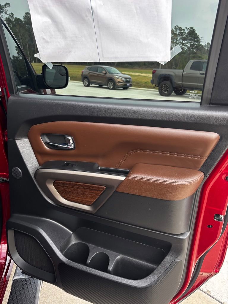 Used 2021 Nissan Titan Platinum Reserve w/ Moonroof Package image 18