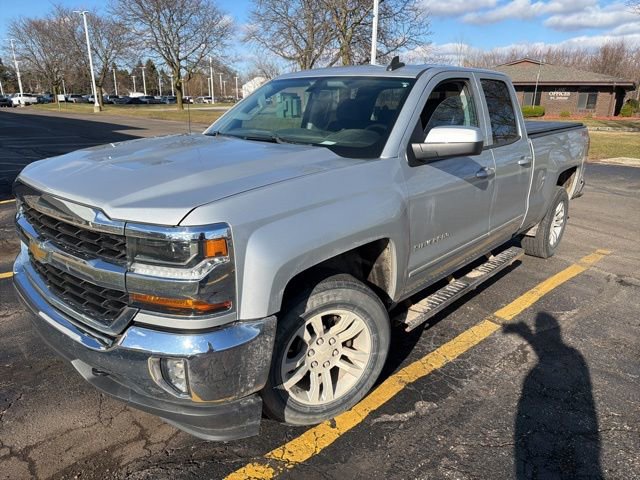 Used 2018 Chevrolet Silverado 1500 LT w/ All Star Edition image 5