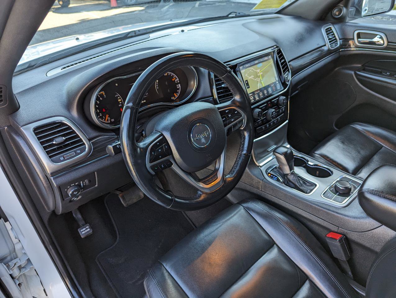 Used 2019 Jeep Grand Cherokee Limited AWD/4WD image 13