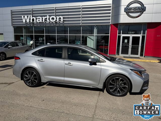 Used 2022 Toyota Corolla SE w/ SE Premium Package image 7