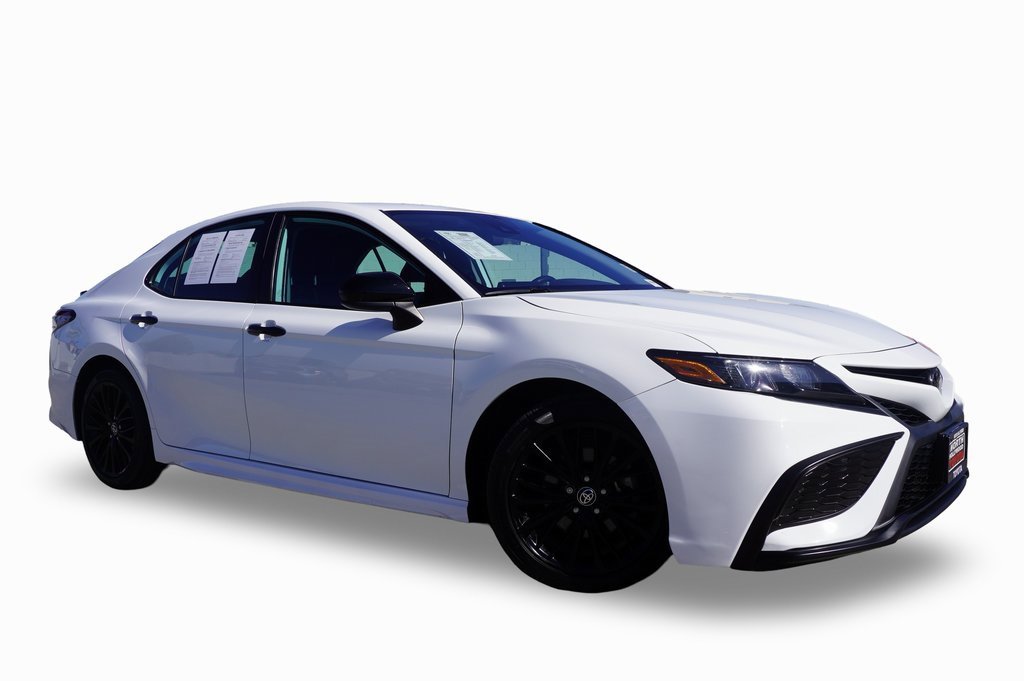 Used 2021 Toyota Camry SE