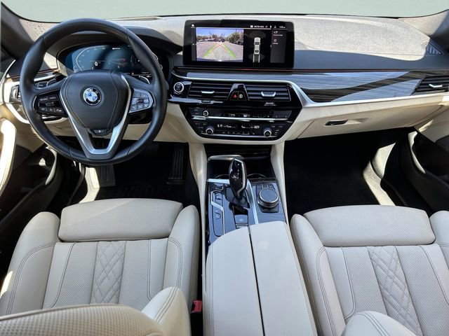 Used 2023 BMW 530e xDrive image 18