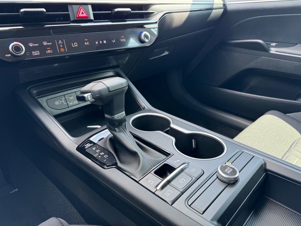 New 2026 Kia K5 LXS image 14