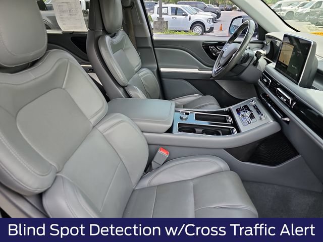 Used 2020 Lincoln Aviator Reserve w/ Equipment Group 202A AWD/4WD image 12