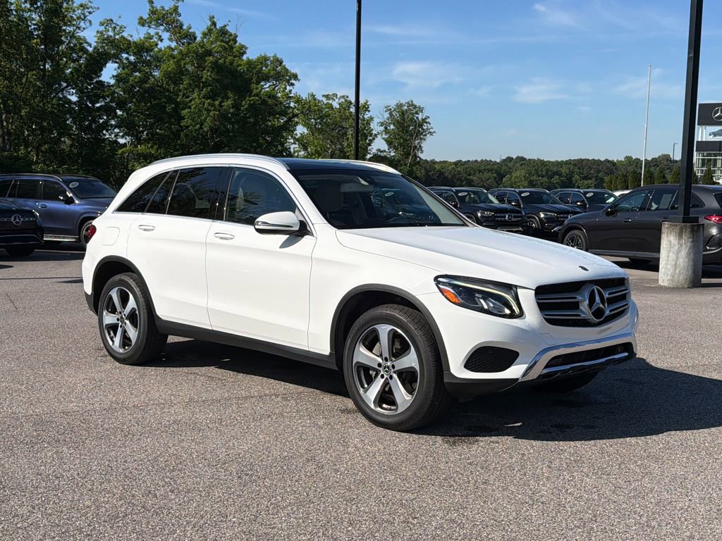 Used 2019 Mercedes-Benz GLC 300 4MATIC image 1