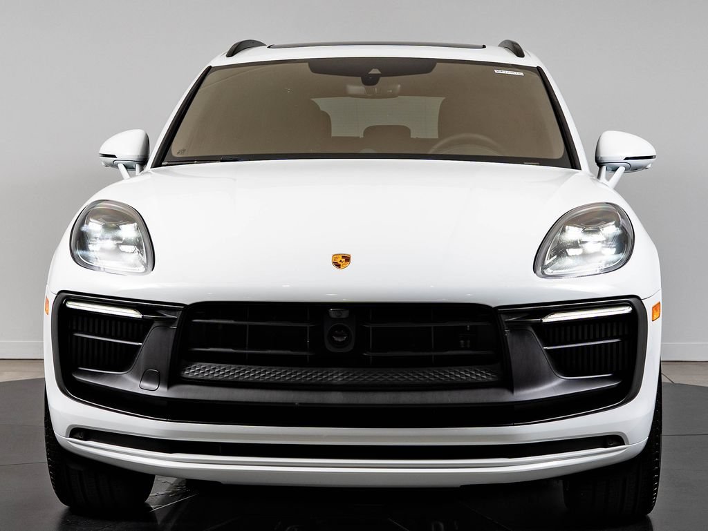 Certified 2026 Porsche Macan GTS AWD/4WD image 11