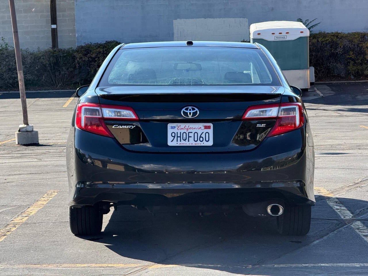 Used 2013 Toyota Camry SE FWD image 4