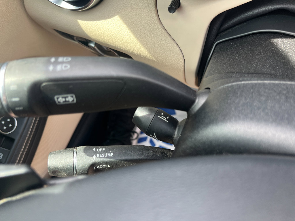 Used 2014 Mercedes-Benz SLK 250 image 40