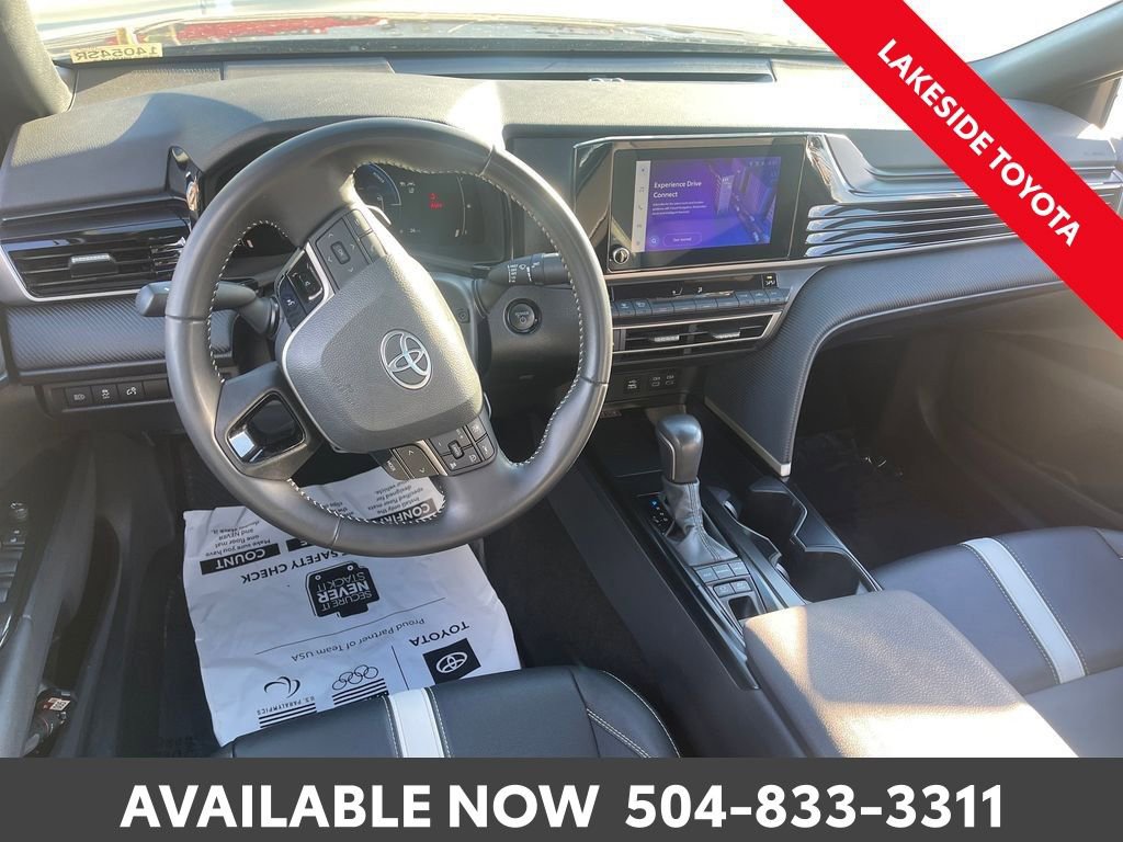 Used 2025 Toyota Camry SE image 20