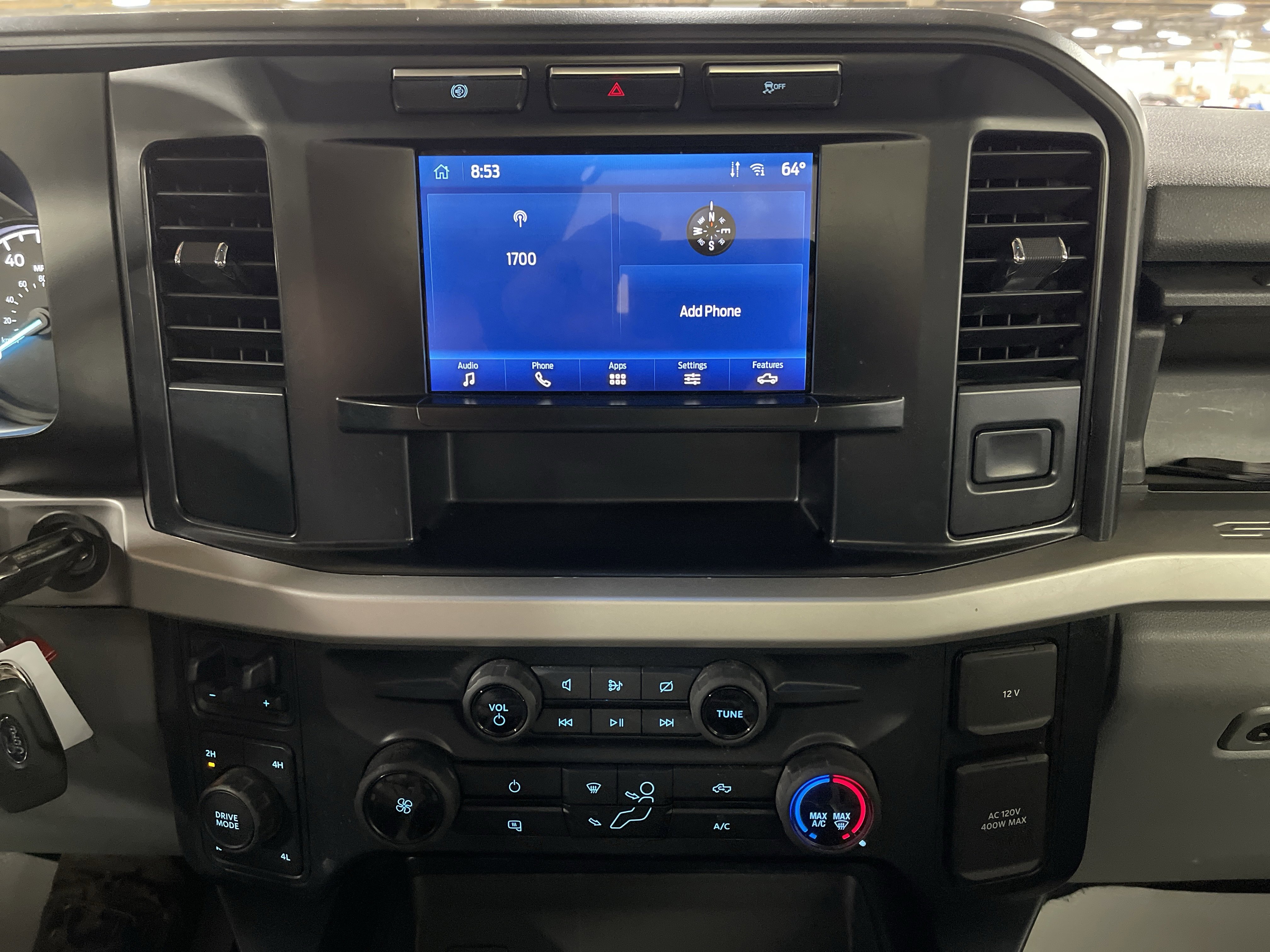 Used 2024 Ford F350 XLT w/ Camper Package image 22