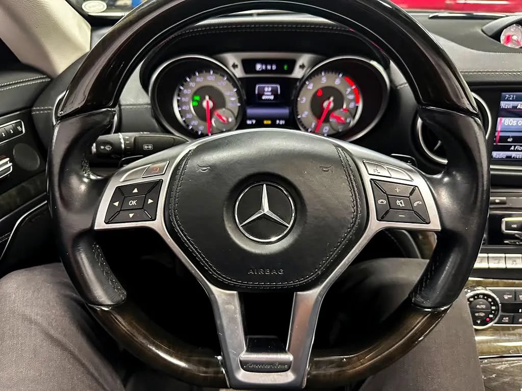 Used 2014 Mercedes-Benz SL 550 image 25