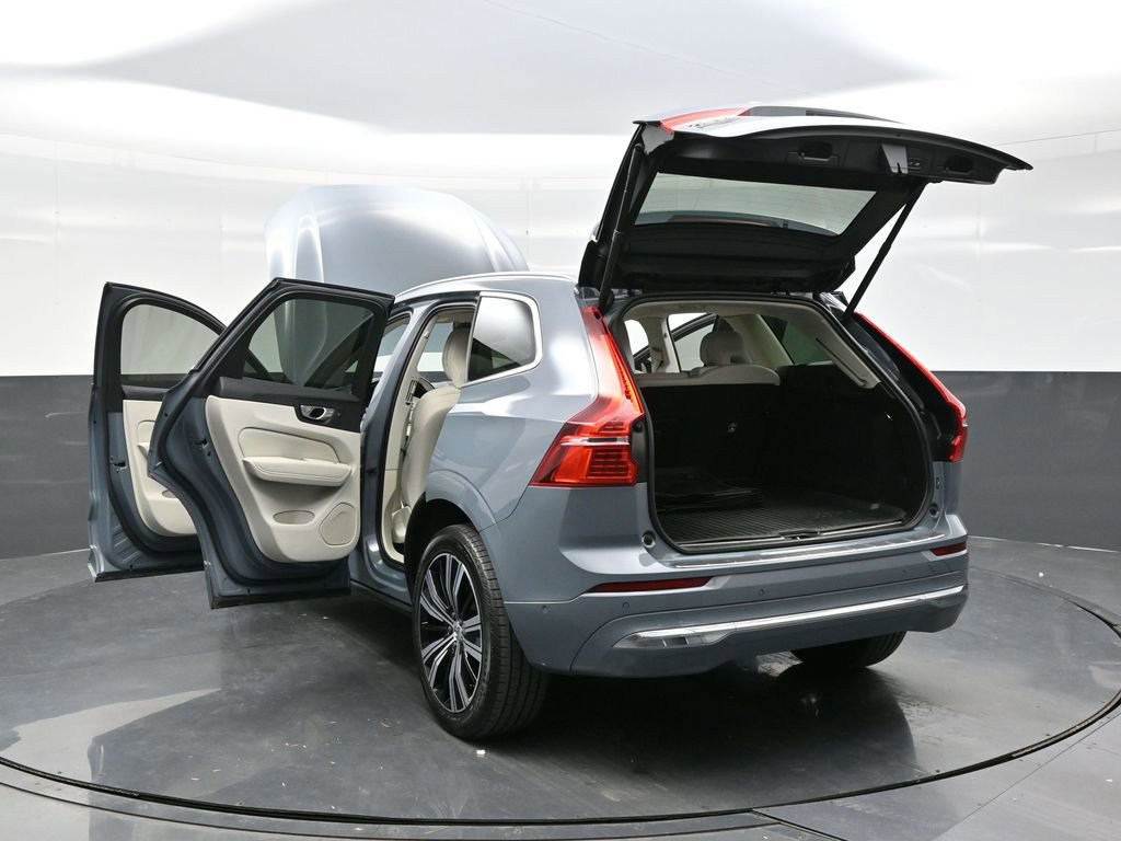 Used 2023 Volvo XC60 B5 Plus w/ Protection Package Premier image 40