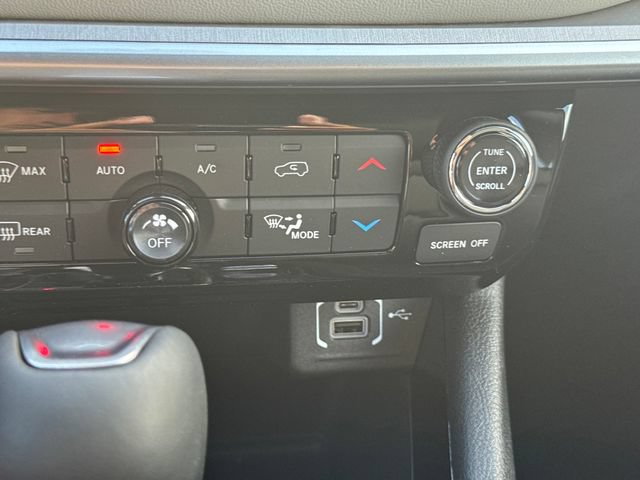 New 2026 Jeep Compass Limited AWD/4WD image 37