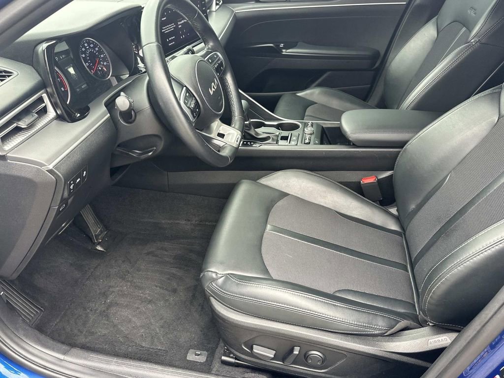 Used 2024 Kia K5 GT-Line w/ GT-Line Premium Package image 12