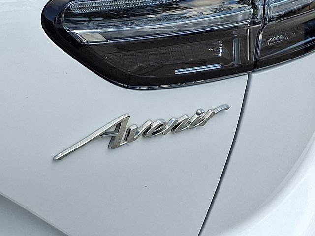 Used 2021 Buick Envision Avenir w/ Technology Package II AWD/4WD image 32