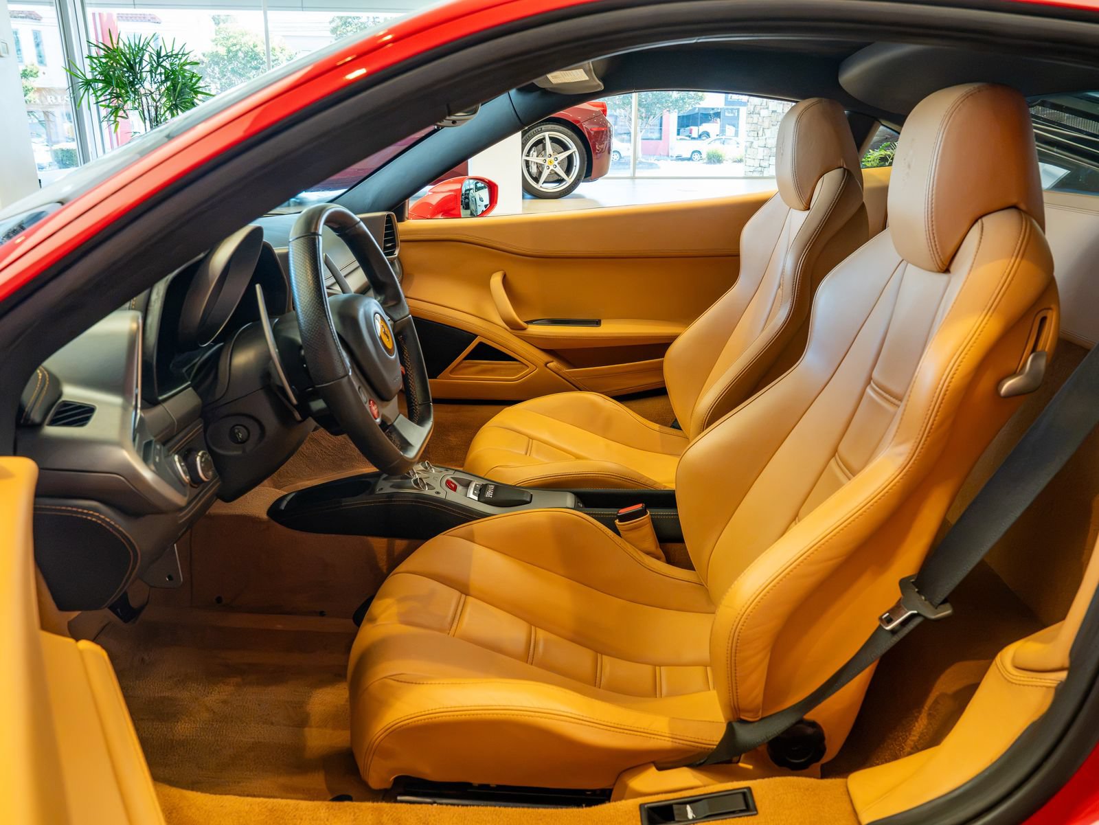 Used 2011 Ferrari 458 Italia Coupe RWD image 10