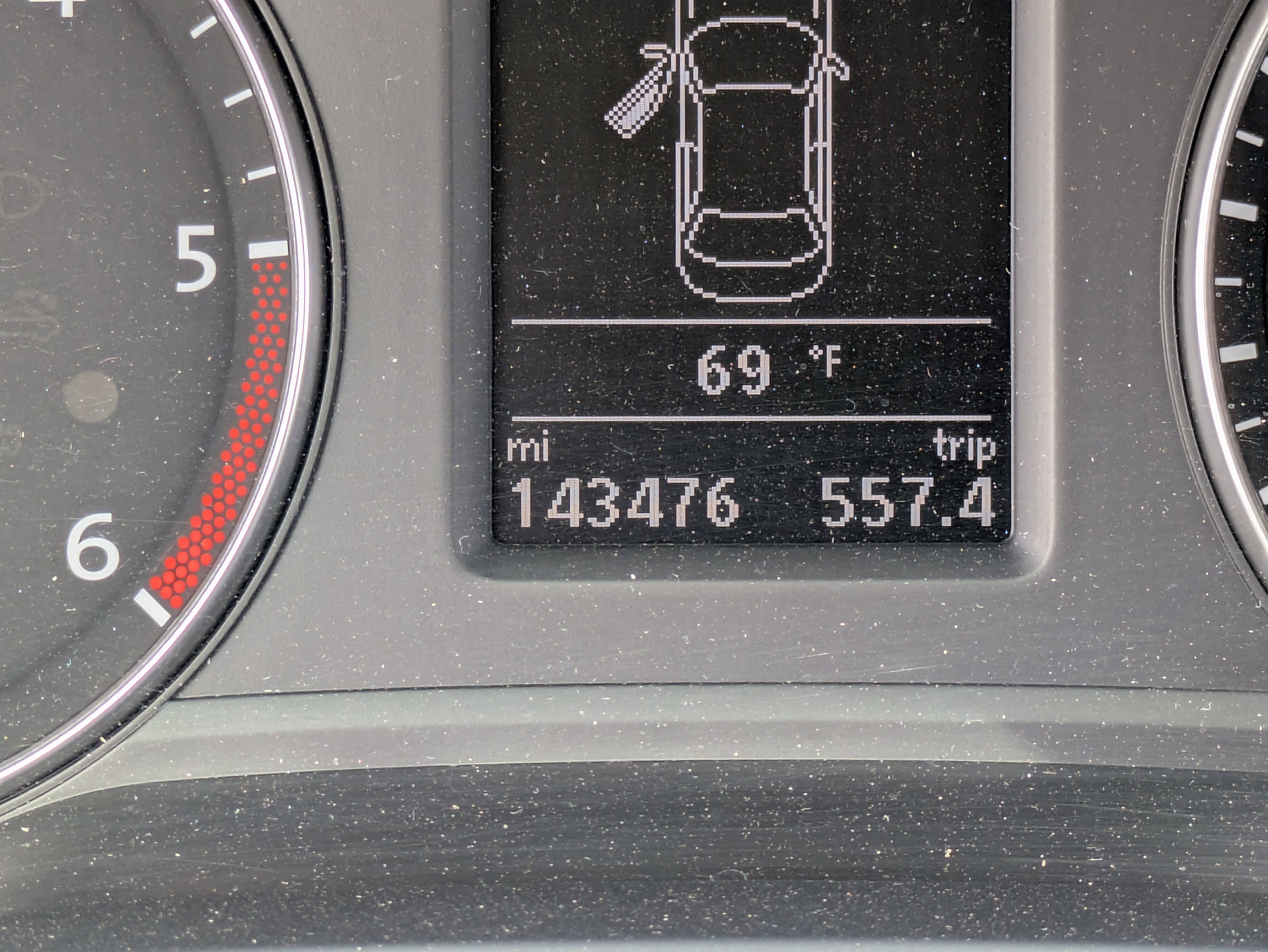 Used 2014 Volkswagen Passat TDI SE image 29