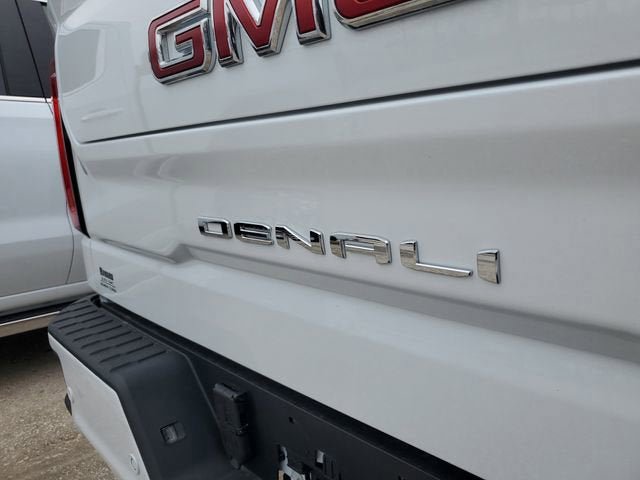 New 2026 GMC Sierra 1500 Denali w/ Denali Reserve Package AWD/4WD image 9