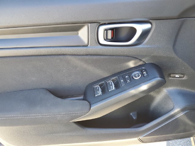 Used 2023 Honda Civic Sport image 21