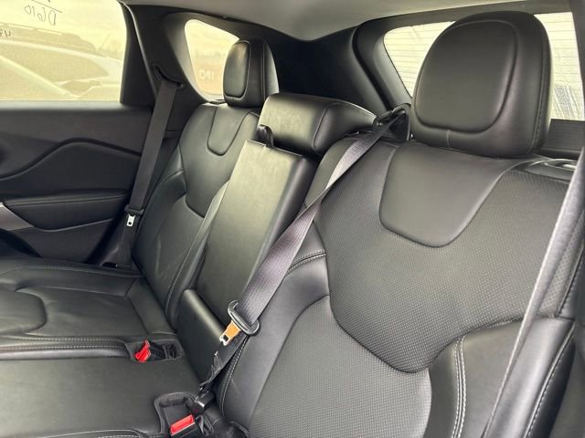 Used 2021 Jeep Cherokee Latitude Lux image 10