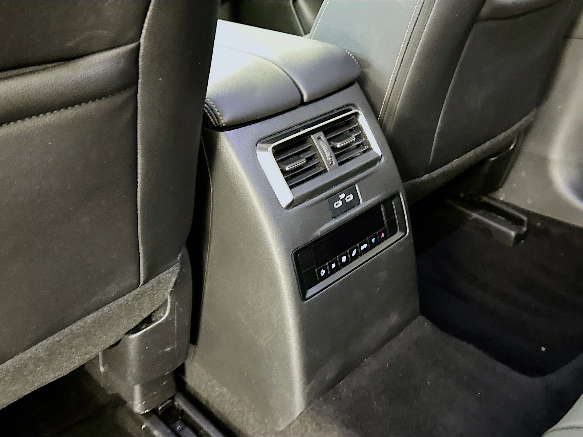 Used 2024 MAZDA CX-90 3.3 Turbo w/ Preferred Plus image 29