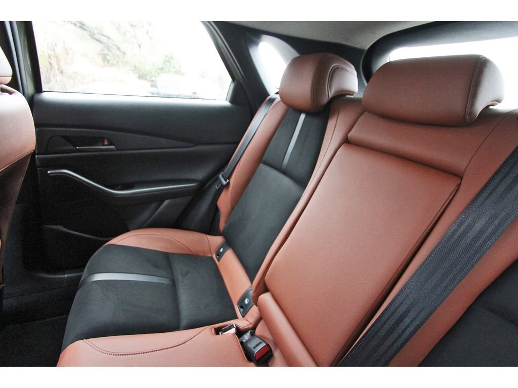 Certified 2025 MAZDA CX-30 Carbon image 10