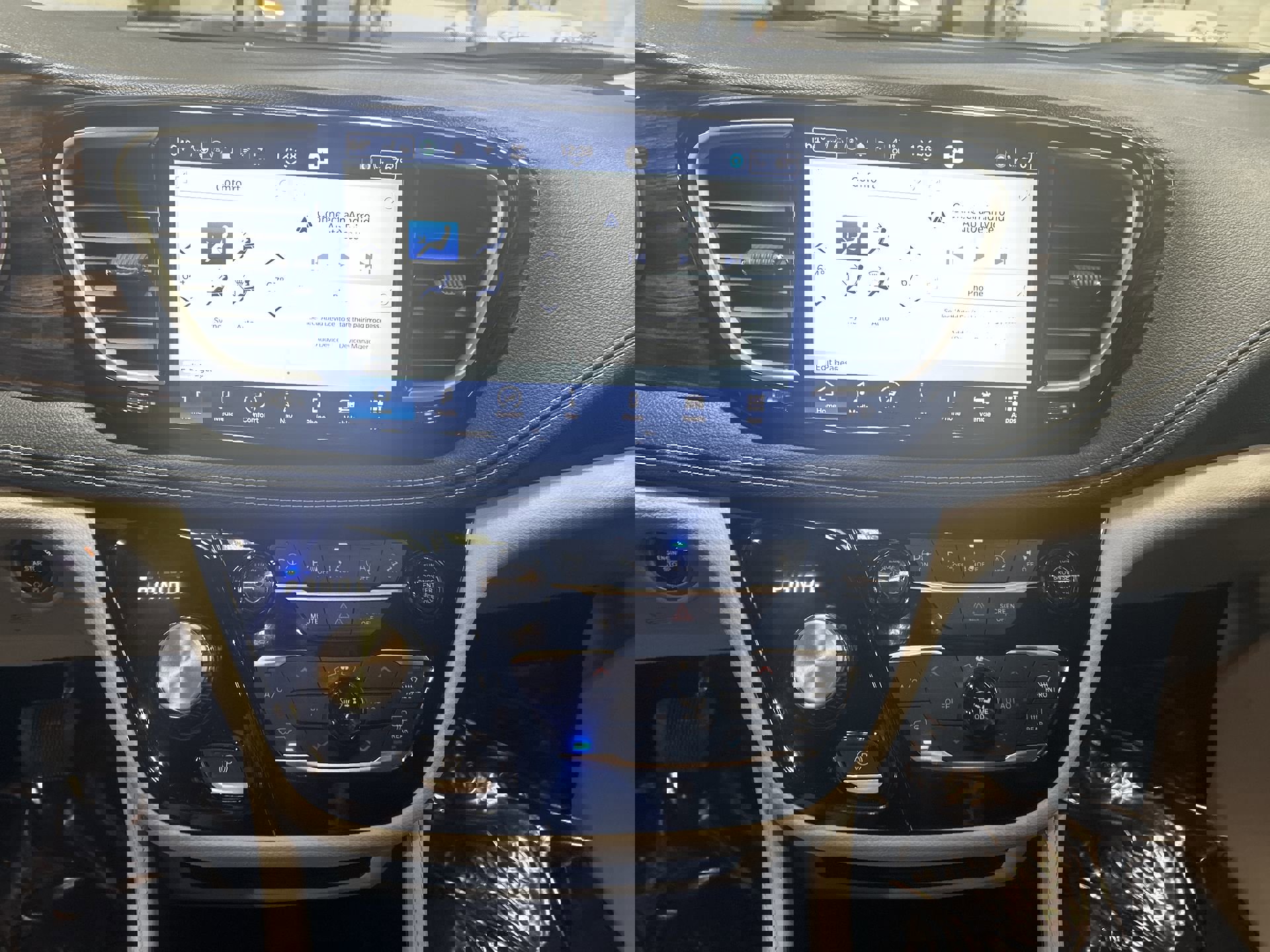 Used 2022 Chrysler Pacifica Limited image 12