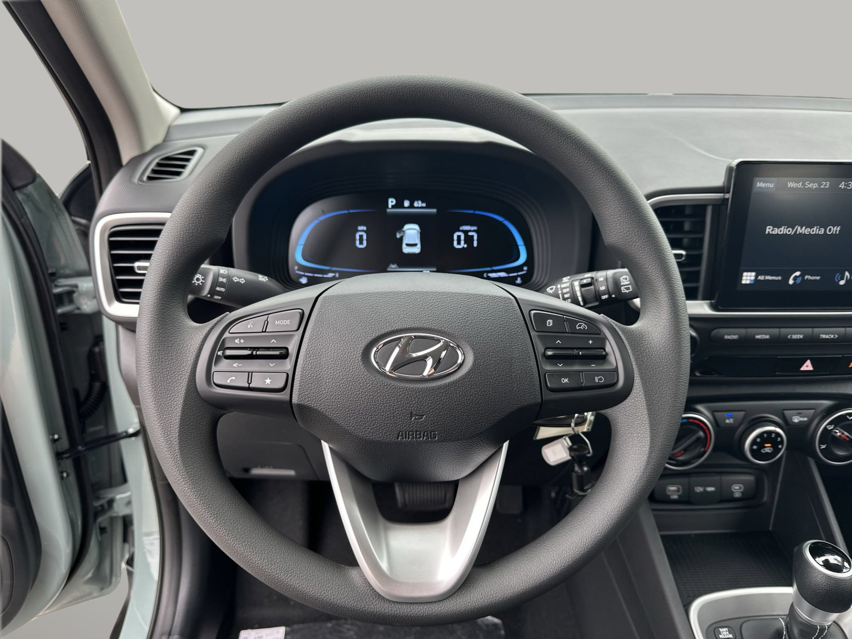 New 2026 Hyundai Venue SE FWD image 11