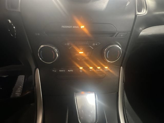 Used 2018 Ford Edge SEL FWD image 21