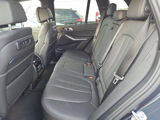 Used 2022 BMW X5 xDrive45e w/ M Sport Package image 8