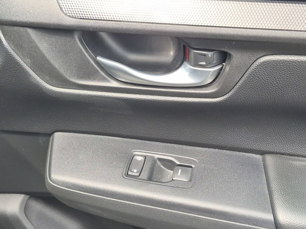 Used 2025 Honda CR-V LX image 34