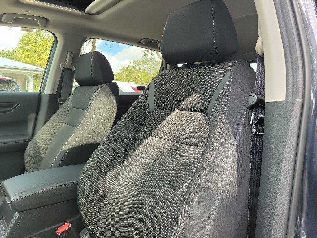 Used 2024 Honda CR-V EX image 12