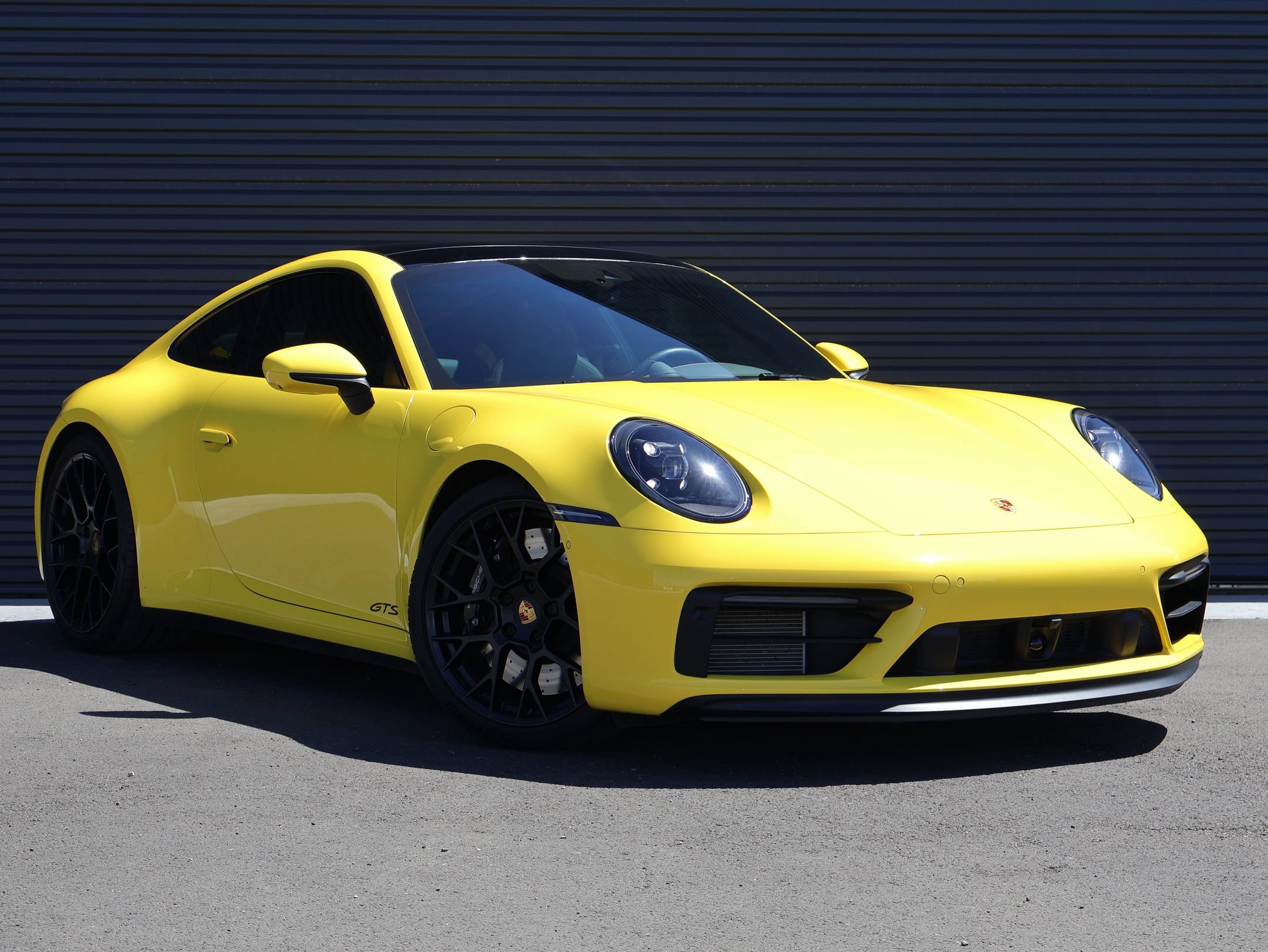 Used 2022 Porsche 911 Carrera 4 GTS AWD/4WD image 7