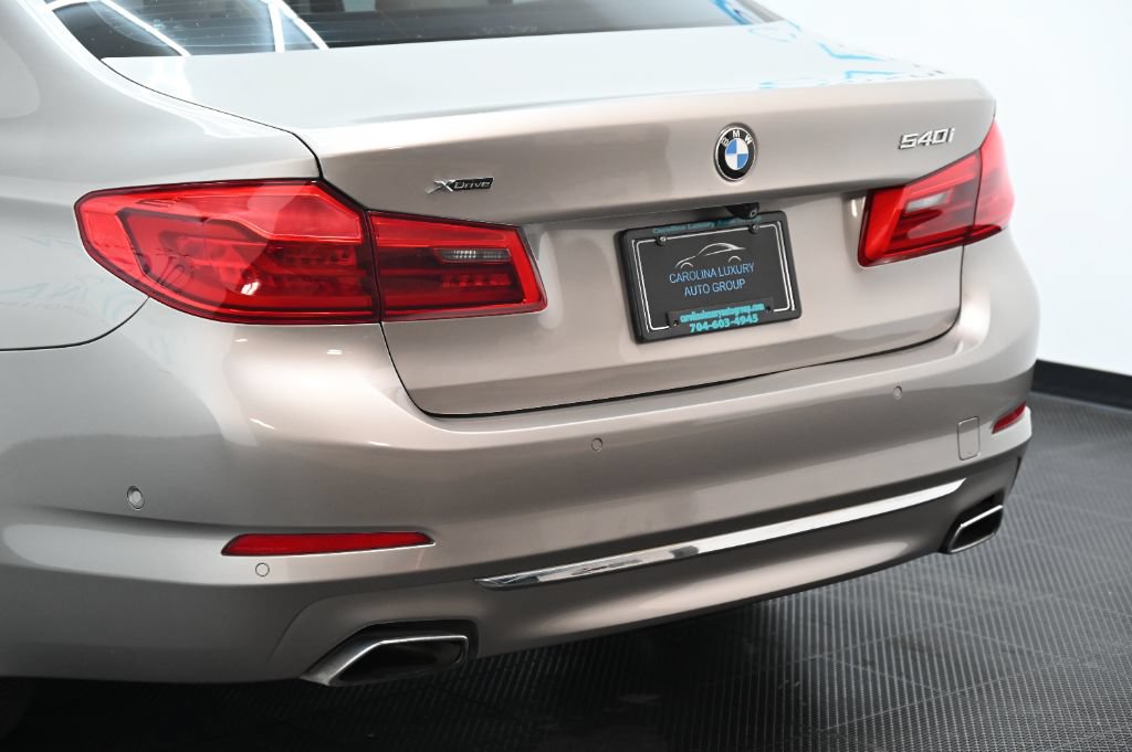 Used 2017 BMW 540i xDrive AWD/4WD image 12